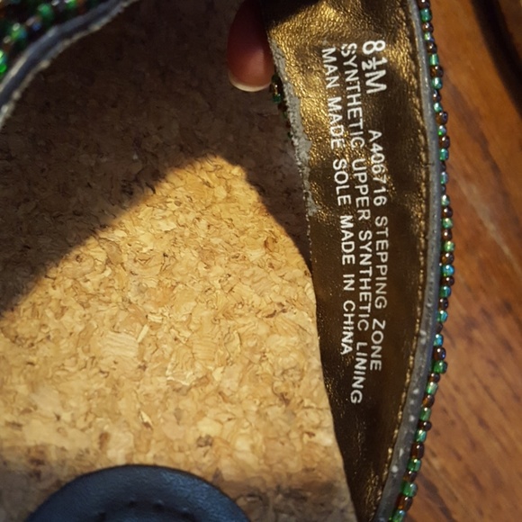 Kenneth Cole Reaction Beaded Sandals - Picture 4 of 5